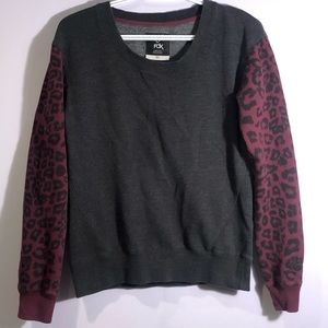 2 for 30‼️ Fox cheetah print crew neck sweater